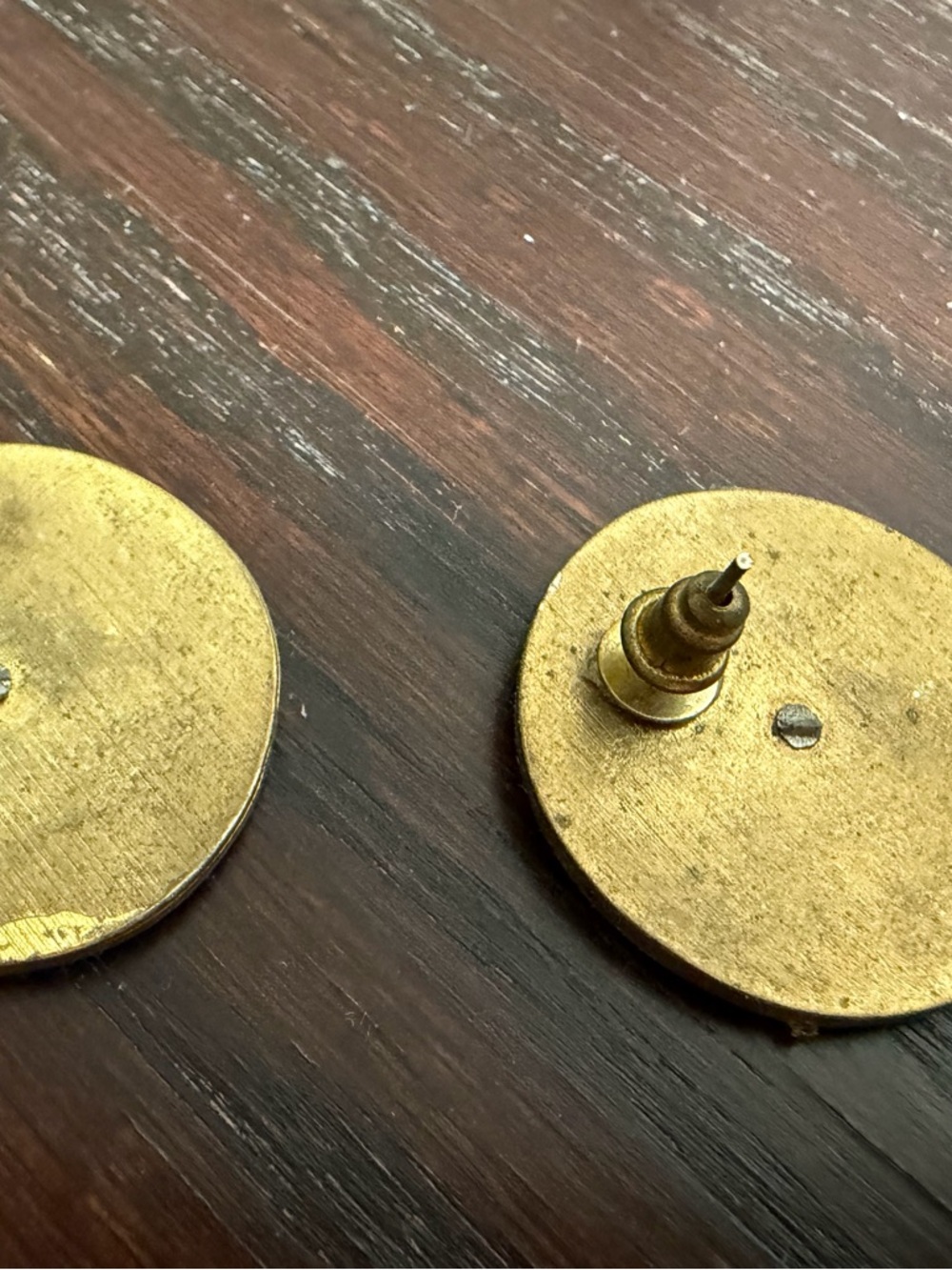 One of a kind golden round earrings with abstract paintings - Picture 2 of 2